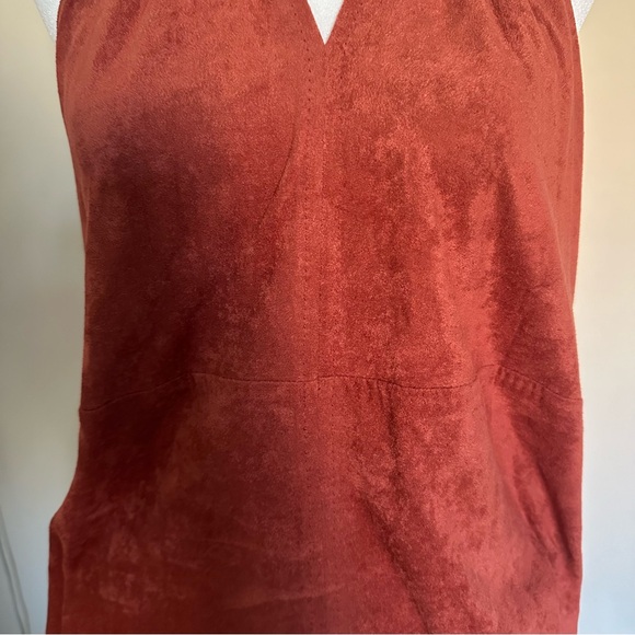 Velvety Rust V Neck Shirt🔻 - Picture 7 of 10